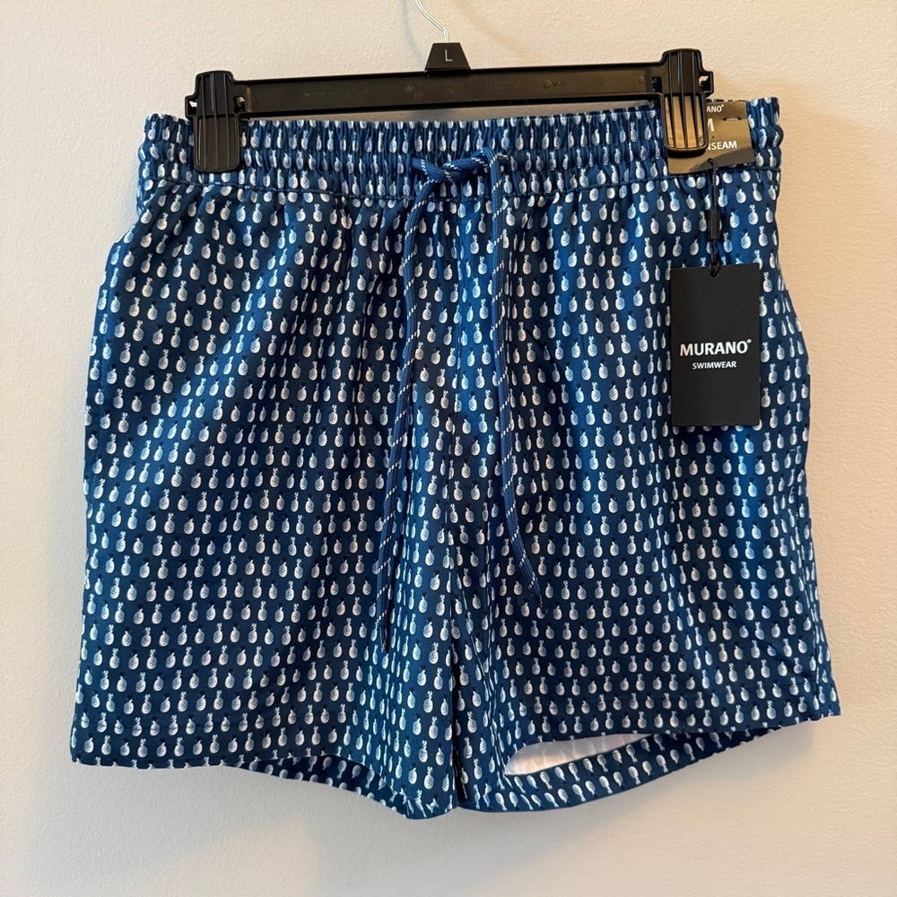 Murano Blue Swim Trunks with Pineapple Design 5” inseam Size M